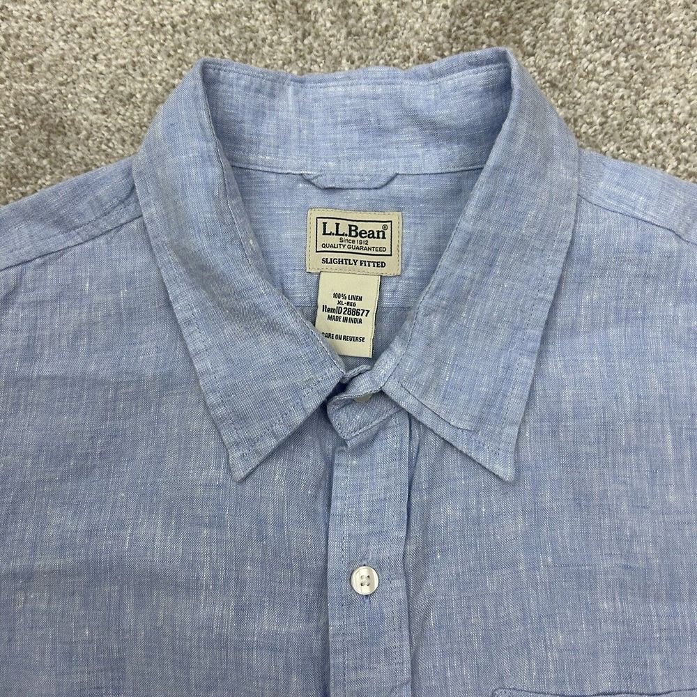 L.L Bean 100%‎ Linen Men's Size XL Blue Slightly Fitted Short Sleeve Shirt